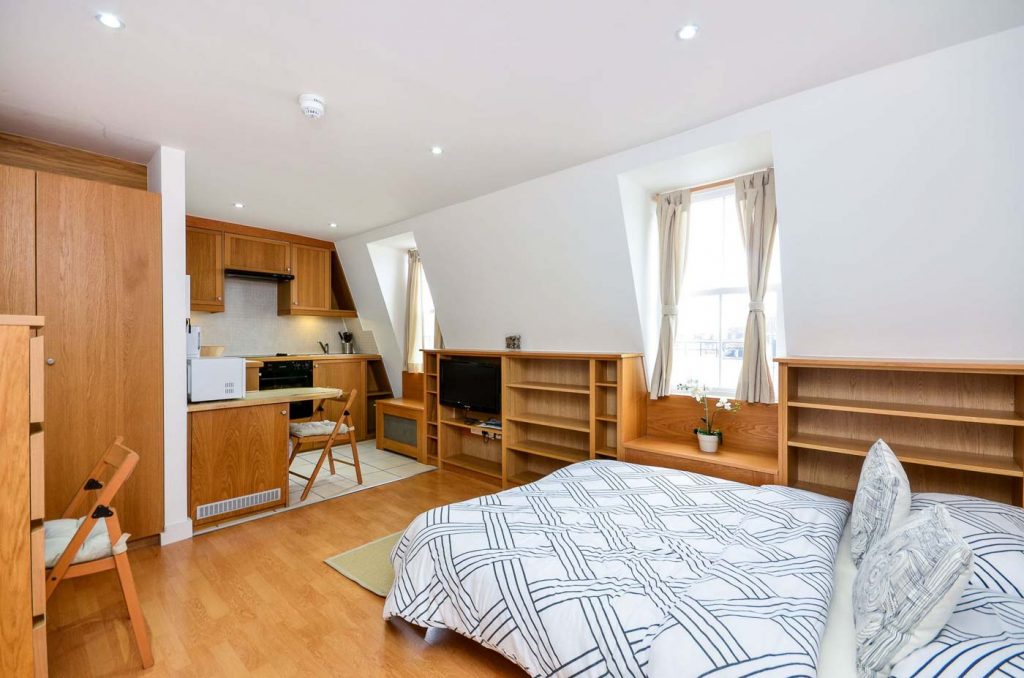 Private student accommodation SW London